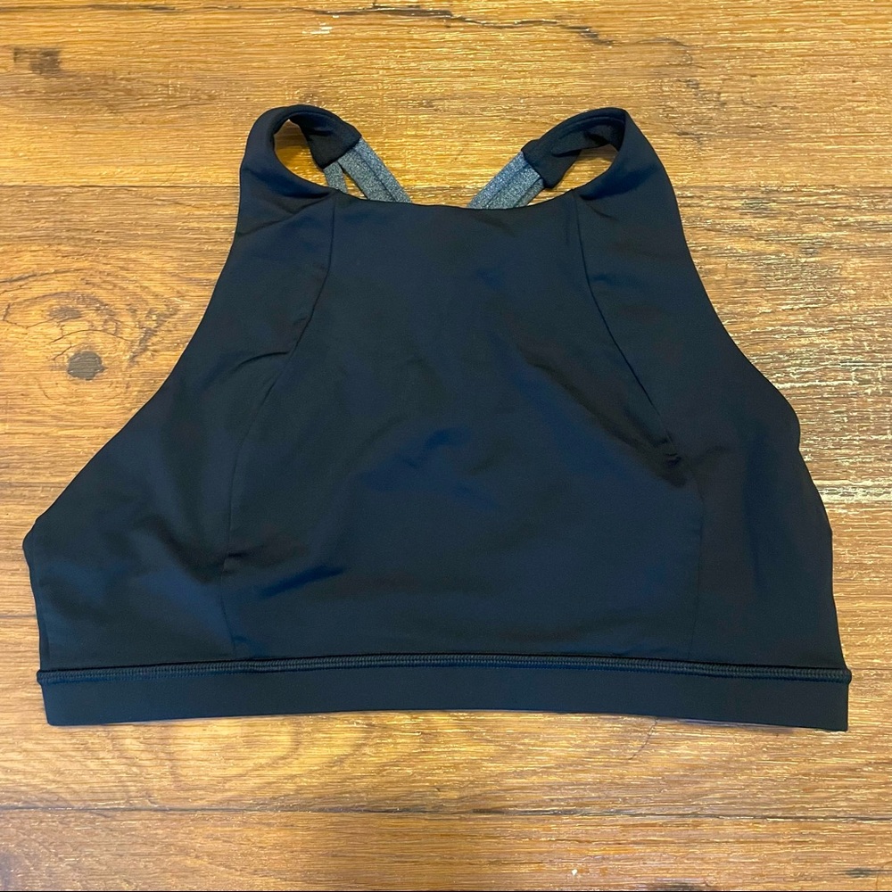 Lululemon High Neck Sports Bra